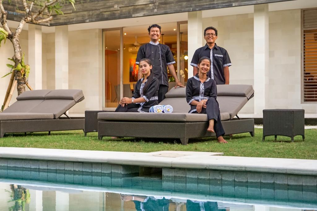 Villa Seriska Jimbaran Exterior photo